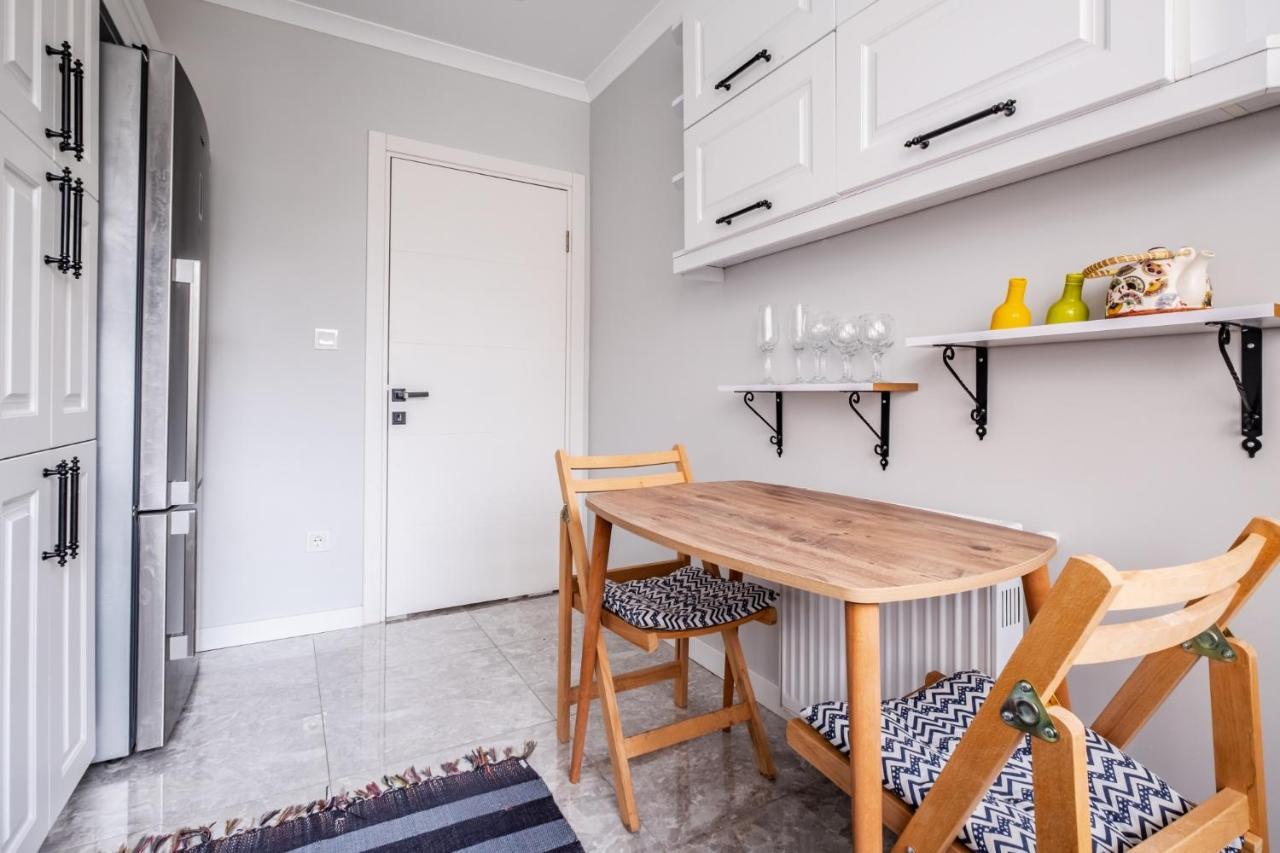 Vibrant Flat With Balcony In Maltepe Leilighet Istanbul Eksteriør bilde